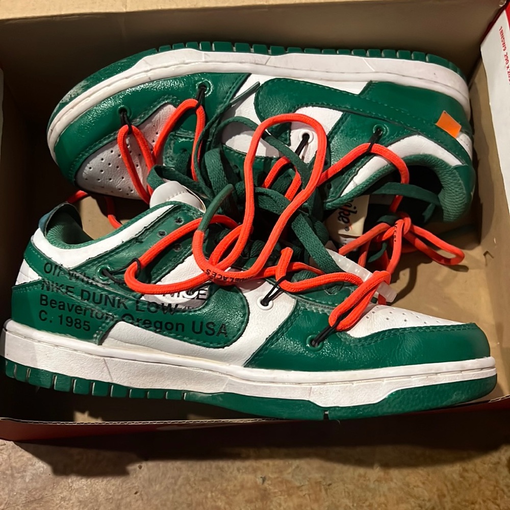 Off white pine green dunk